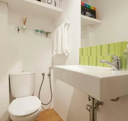 Well Situated And Cosy In Monte * Estoril
